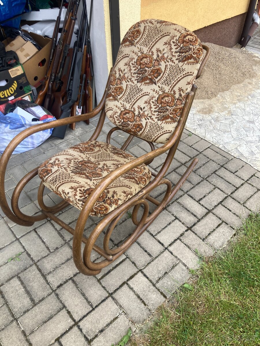 Houpací křeslo TON - 2