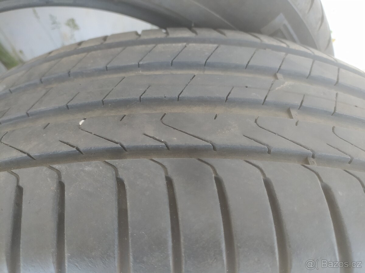 235/55/18-letní pneu Pirelli - 2