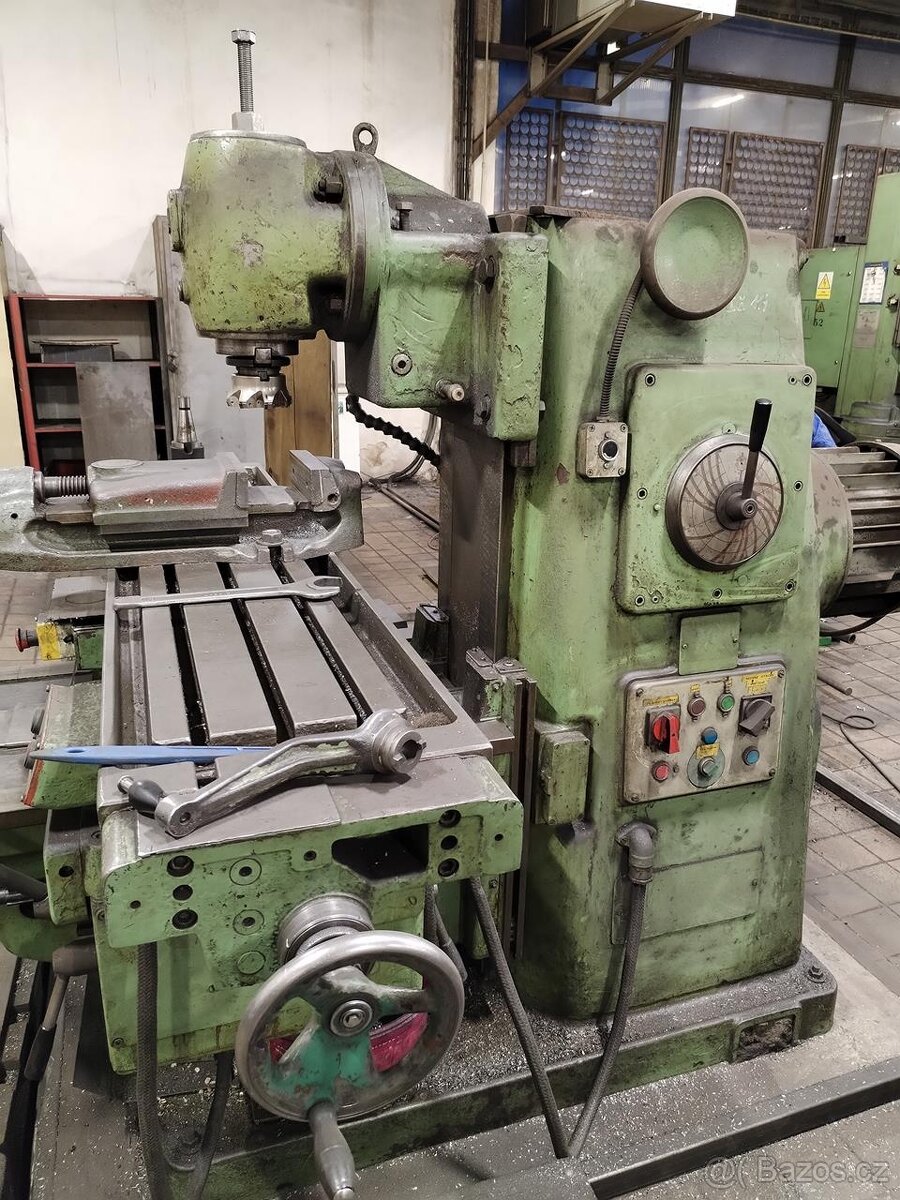 Univerzální frézka TOS FA 4 U (8664) - 2