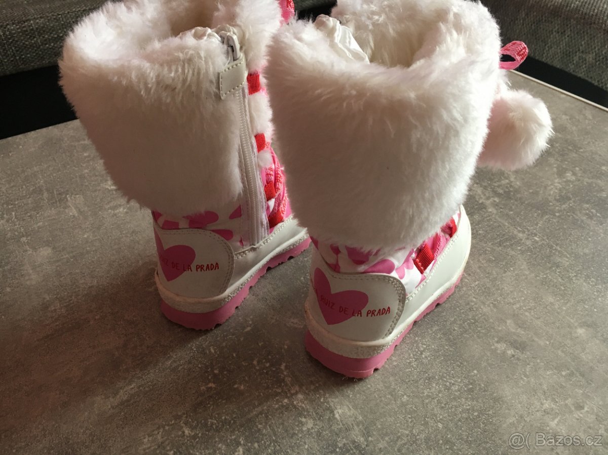 Dětské sněhule velikosti 24 - 2