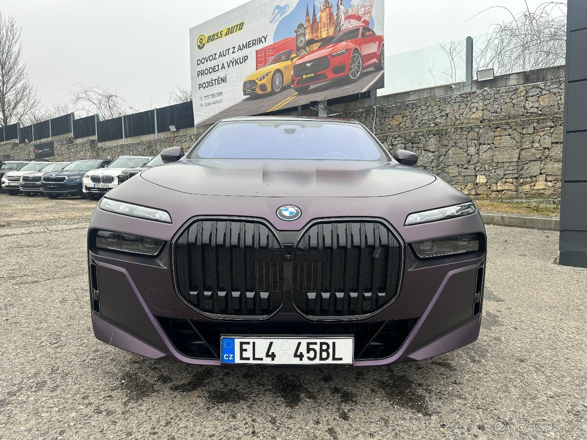 BMW I7 2022 - 2