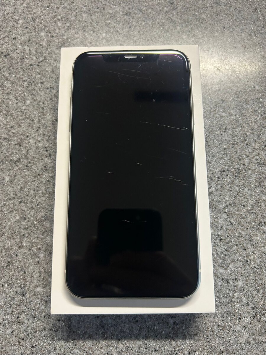 APPLE IPHONE 11 64 GB BÍLÝ, SKVĚLÝ STAV - 2
