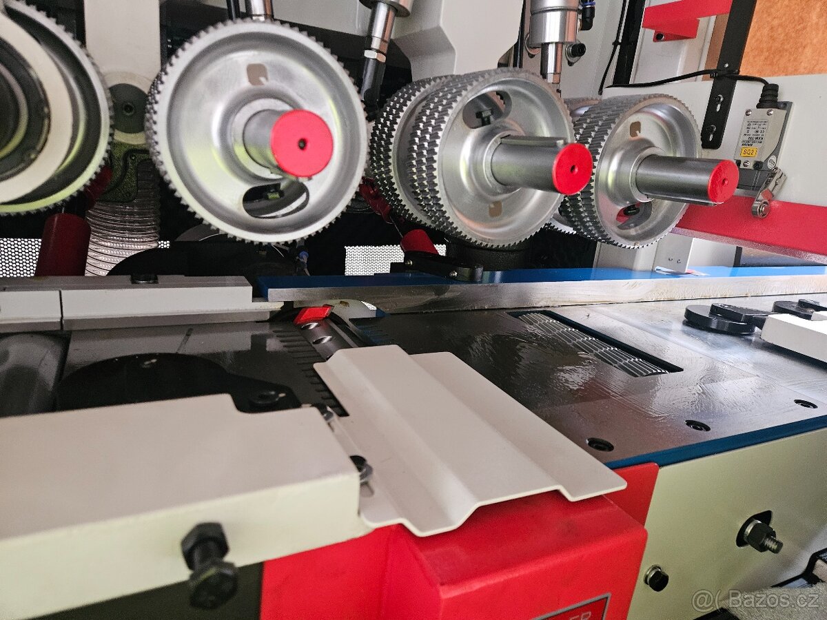 Prodám novou čtyřstranou frézu - 2