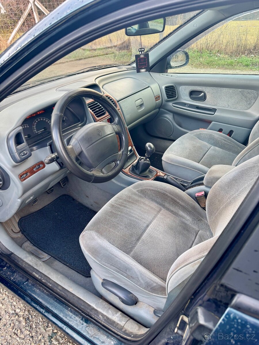 Renault Laguna 1.8 16v - 2