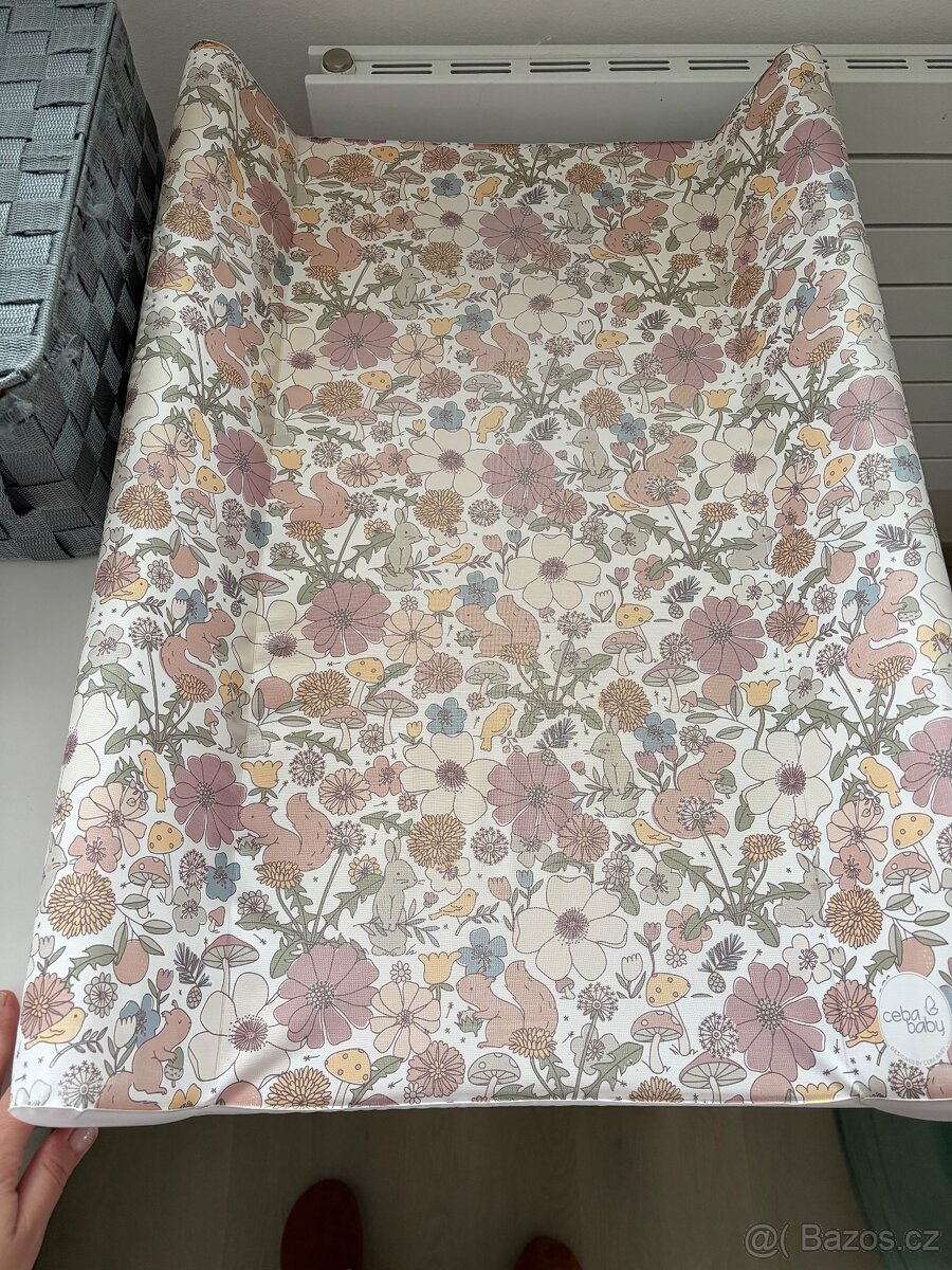 Přebalovací pult - 2