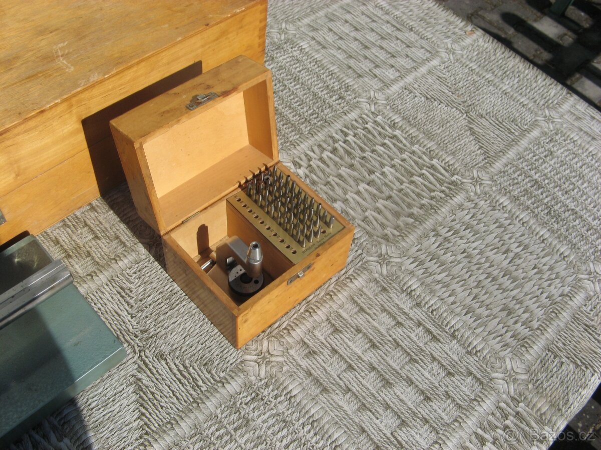 Hodinářský soustruh - 2