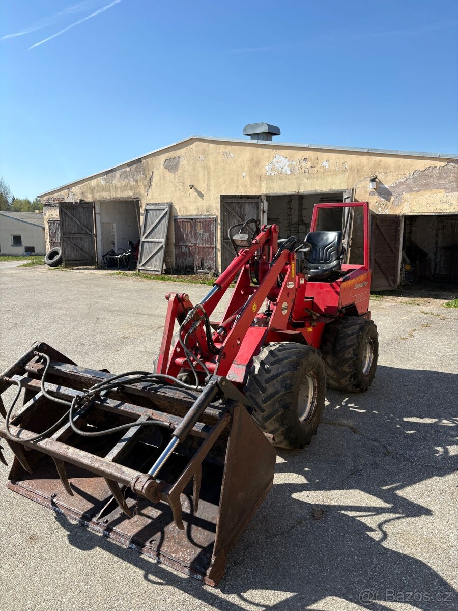 Kloubový nakladač Schäffer 326 S - 2