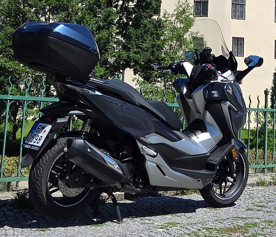 Honda Forza 300 - 2
