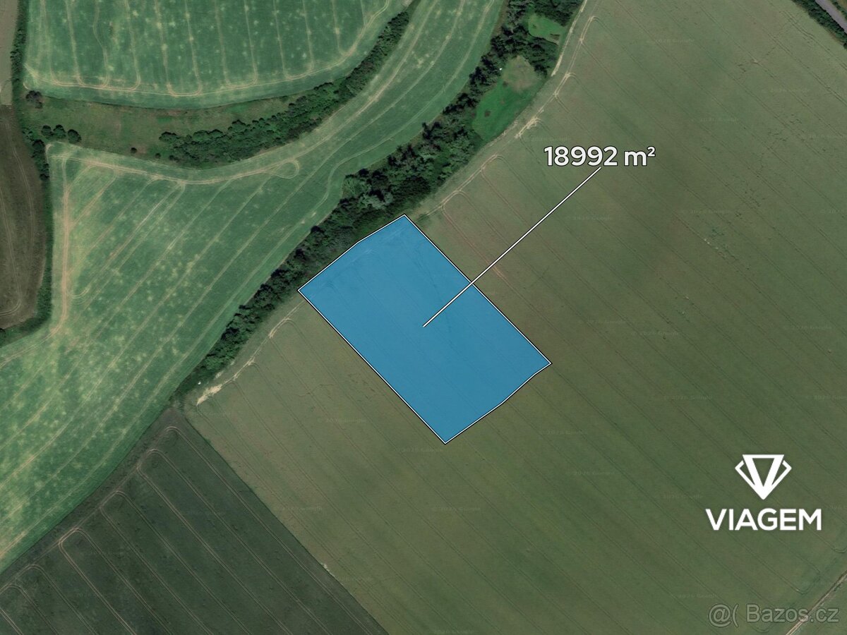 Pole 18 992 m² - 2