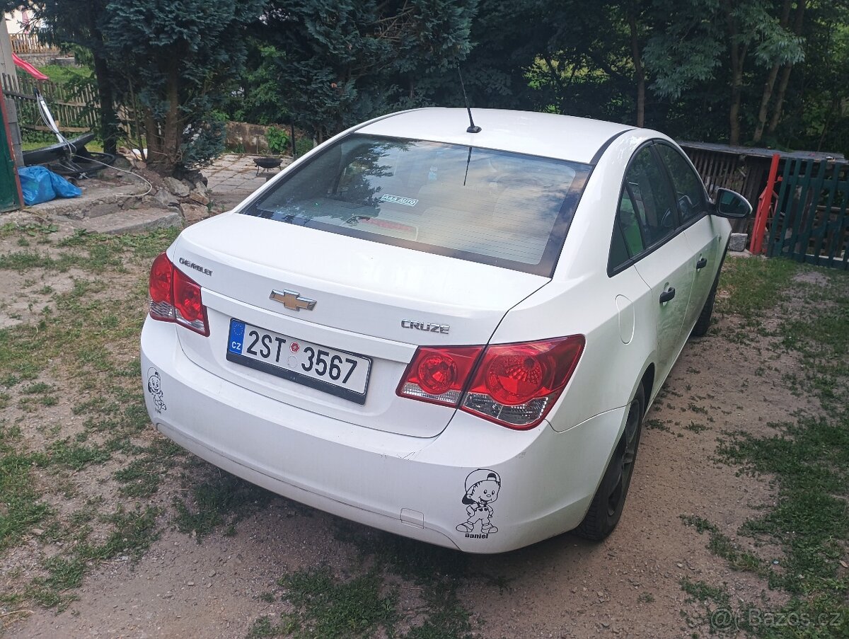Prodám Chevrolet cruze - 2