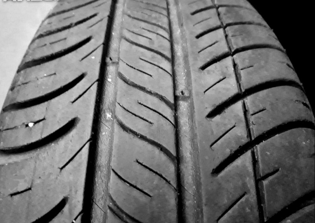 Sady nebo 2ks letních pneu 175/65 R14: - 2