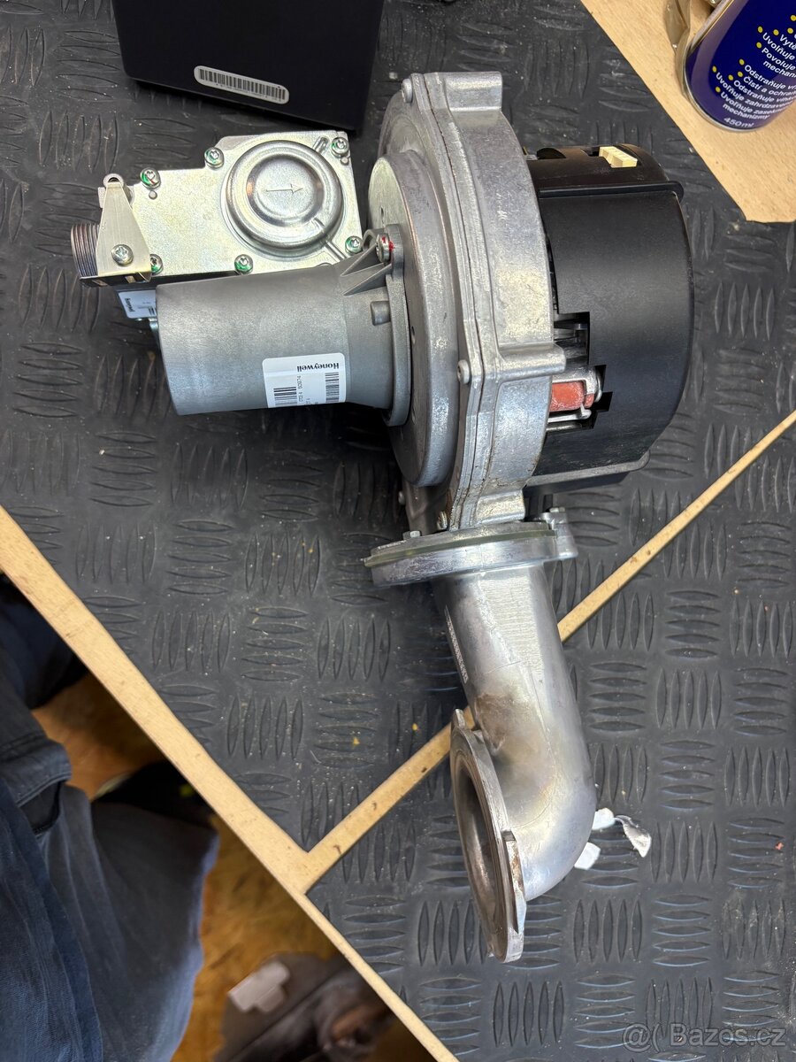 Ventilátor plynový ventil Buderus - 2