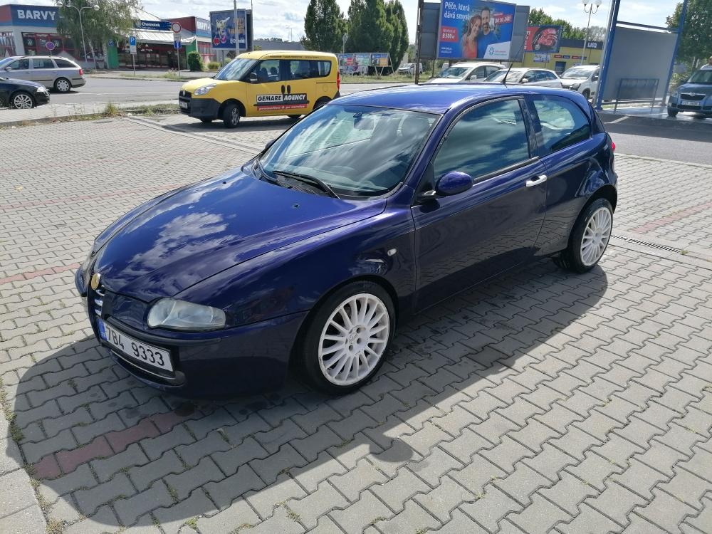Alfa Romeo ,Twin spark,1,7 benzín - 2