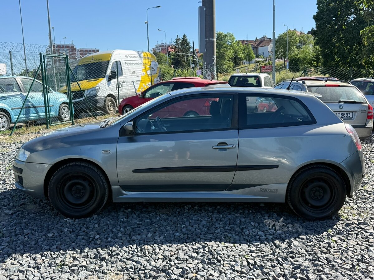 Fiat Stilo, 1.4i, 70kw Původ ČR Nová STK - 2