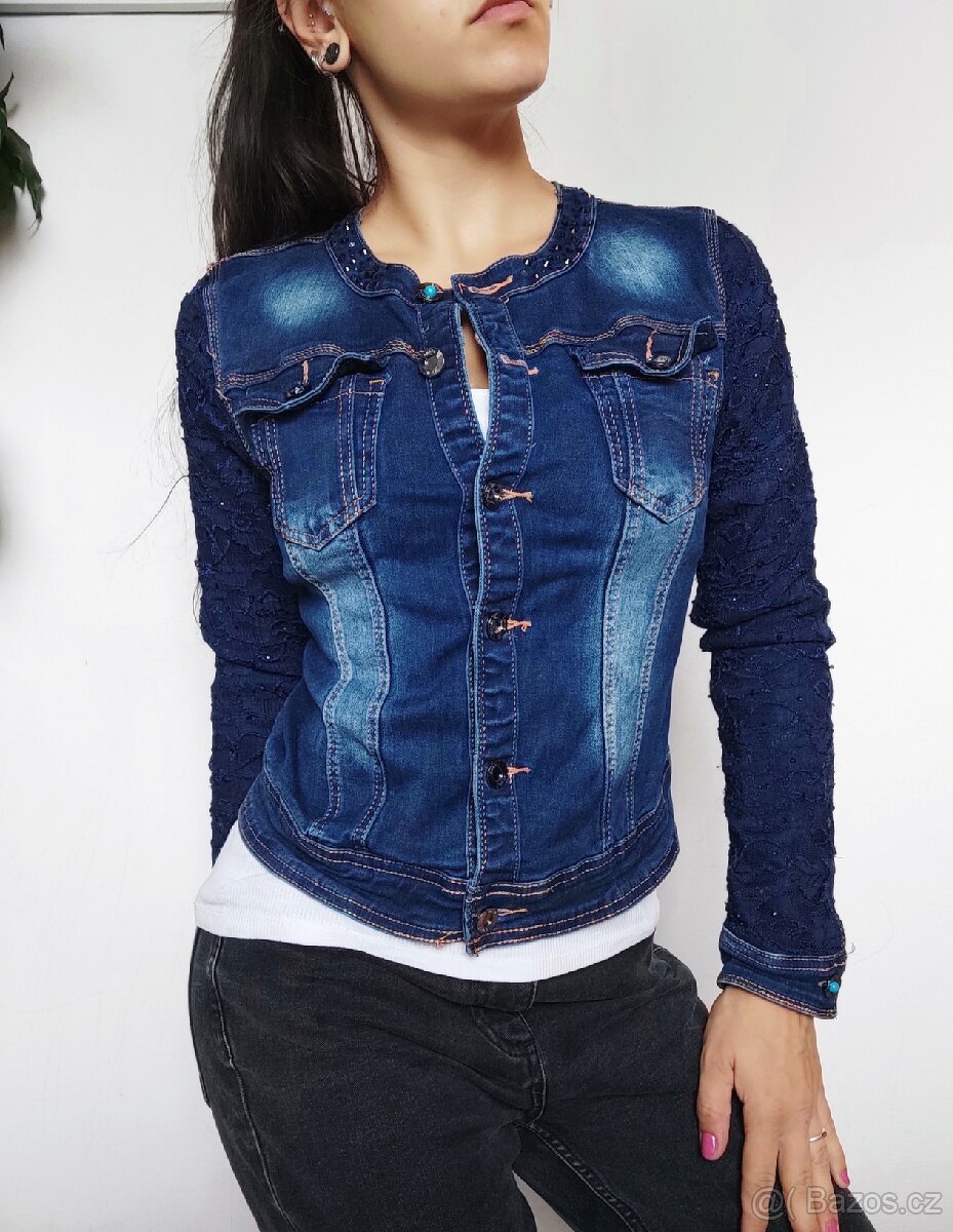 Krásná džínová vypasovaná bundička. Top stav - 2
