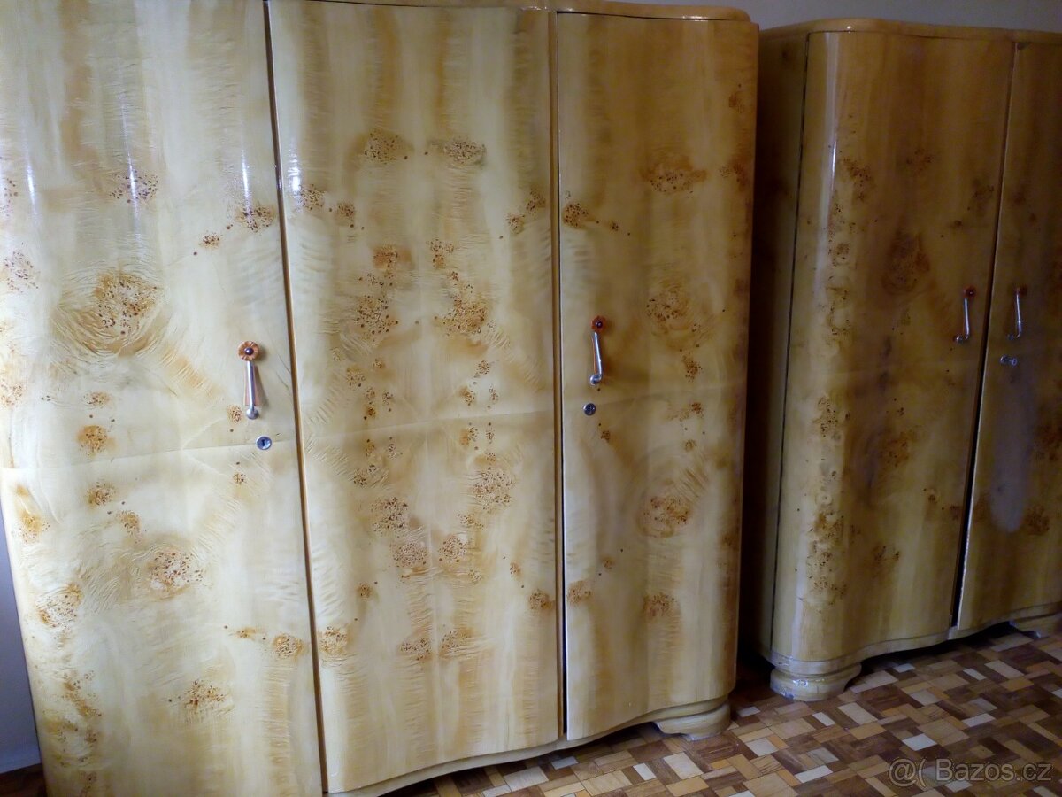 Prodám retro skříně,noč.stolky - 2