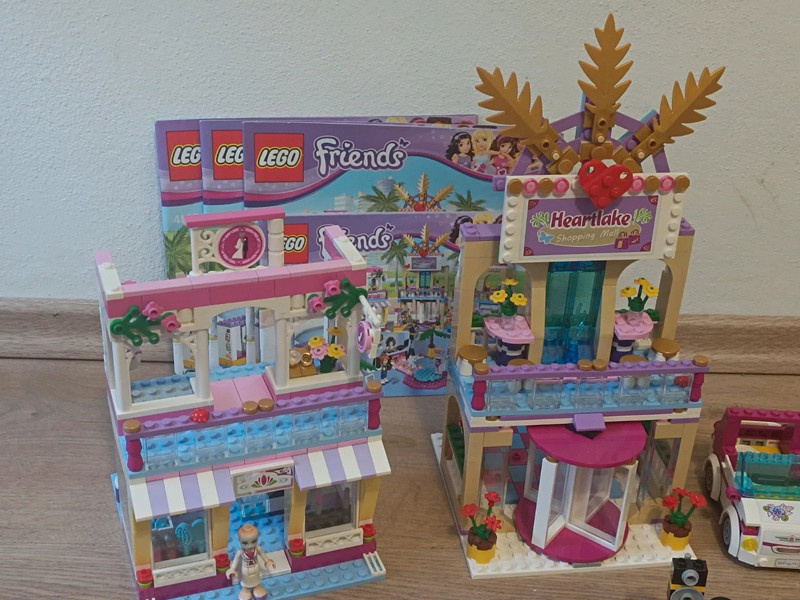 LEGO Friends 41058 Obchodní zóna Heartlake - 2