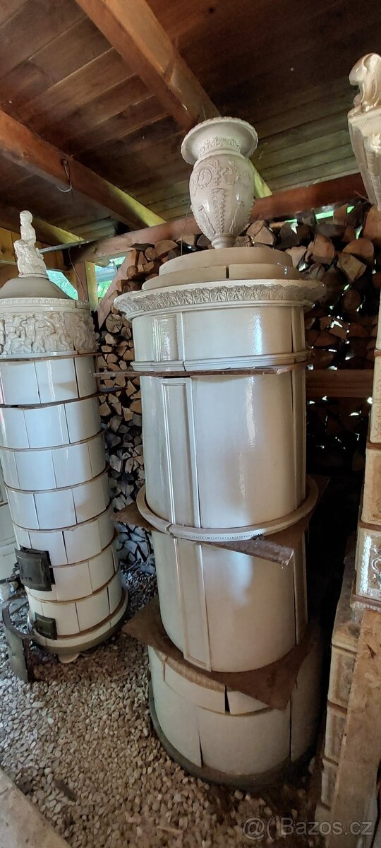 Kachlová kamna starozitná - 2