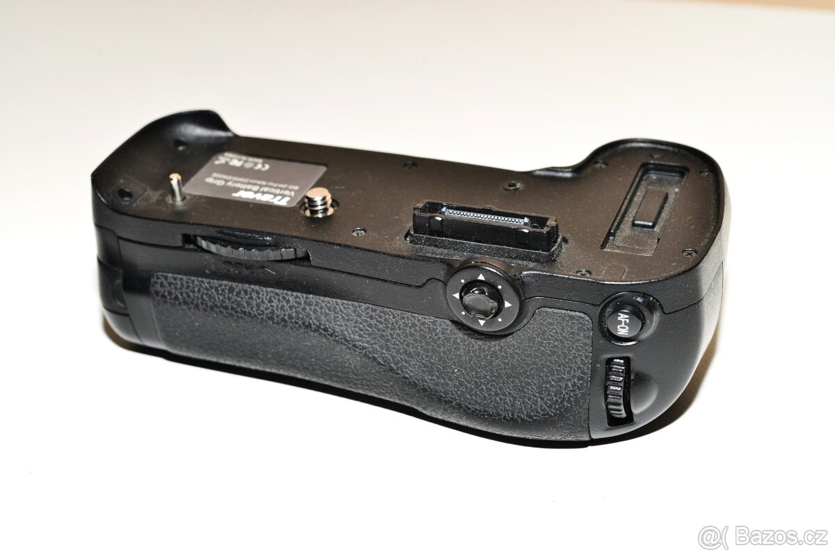 Battery Grip pro Nikon D800/D800E - 2