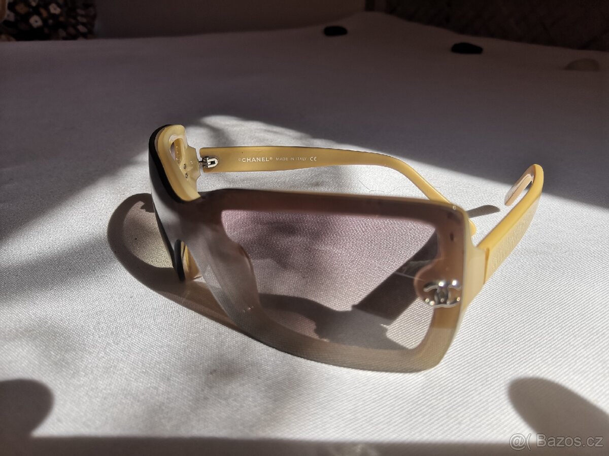 Sluneční brýle - 2