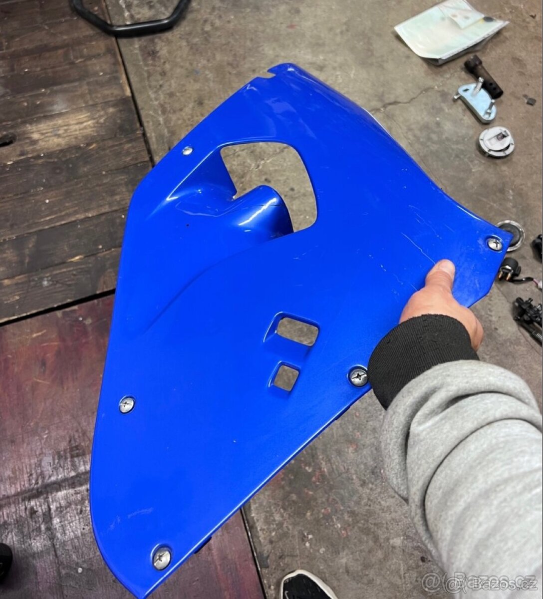 Aprilia Rsv 1000 - 2