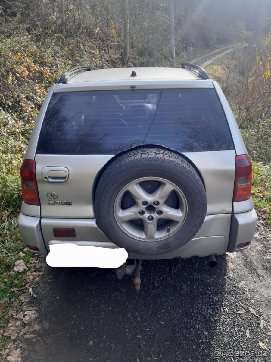 Toyota rav4 4x4 - 2