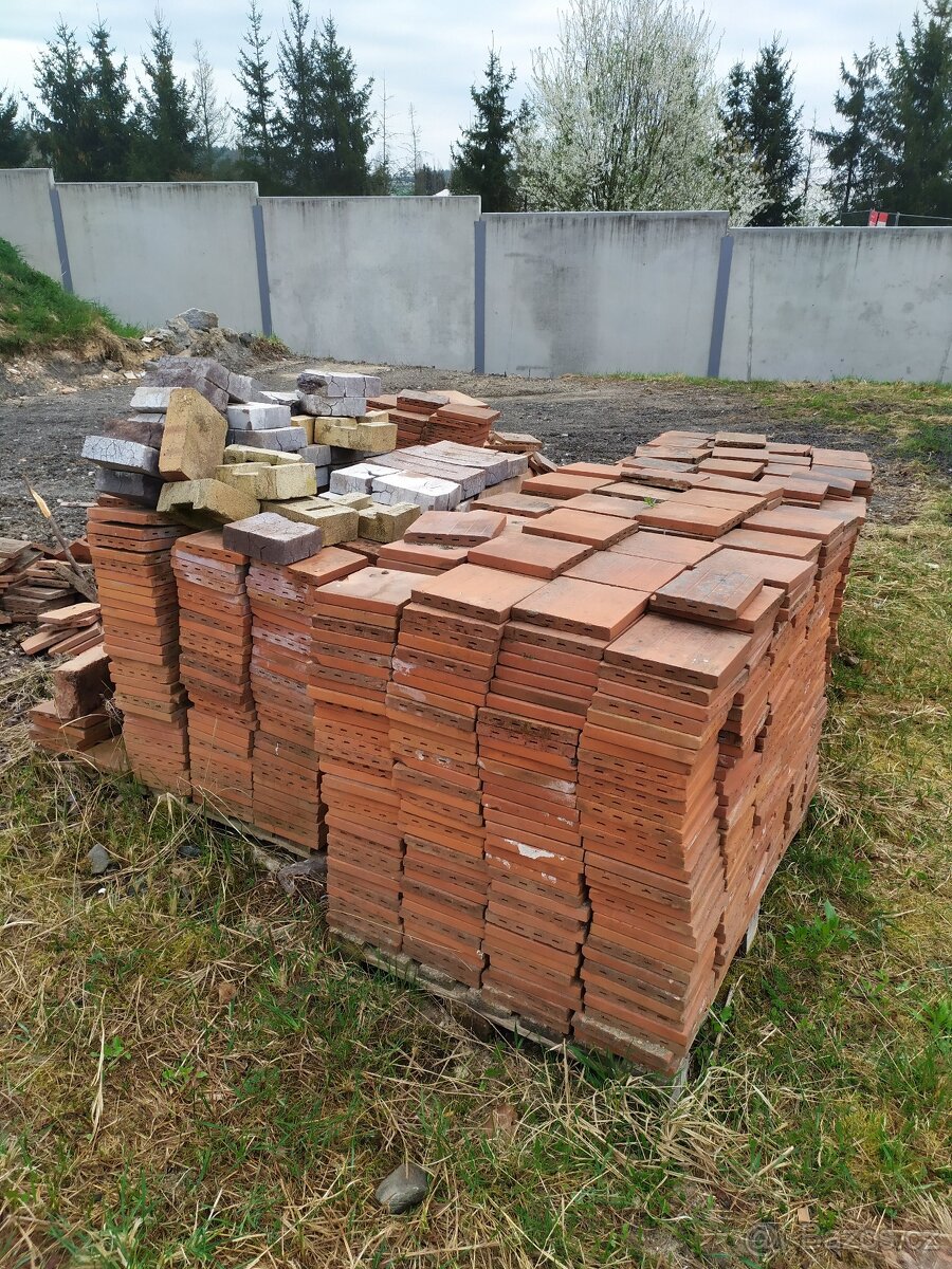 Půdovky - 20x20x2,5cm - 120 let - 2