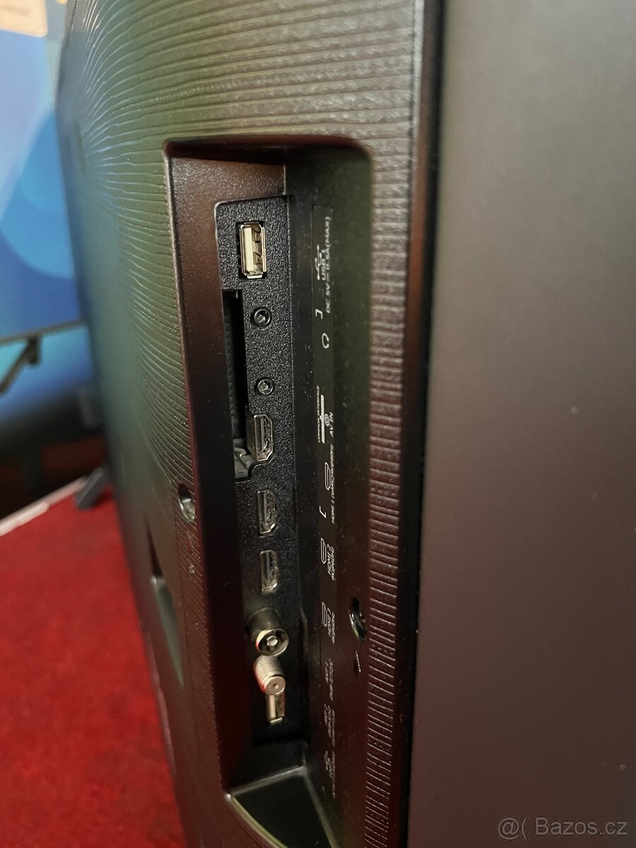 Televize Hisense Qled 4K - 2