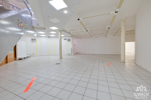 Pronájem obchodního prostoru 209 m², Uherské Hradiště - 2