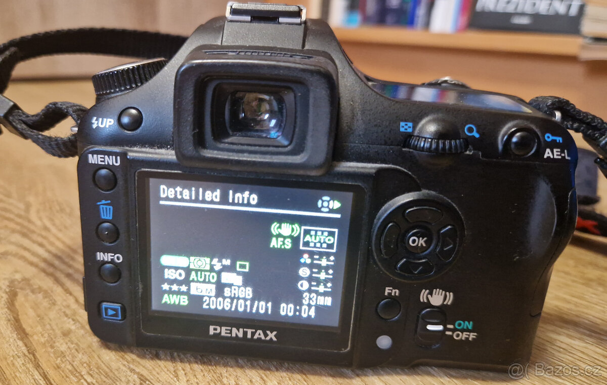 Zrcadlovka Pentax K100D - 2