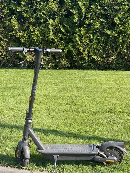 ELEKTROKOLOBĚŽKA NINEBOT MAX G2 - 2