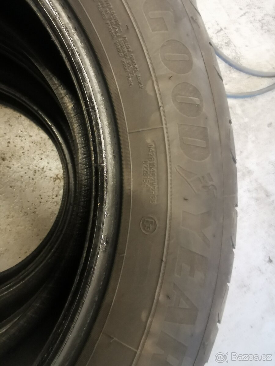 Pneu Good Year 225/55R17 101W - 2