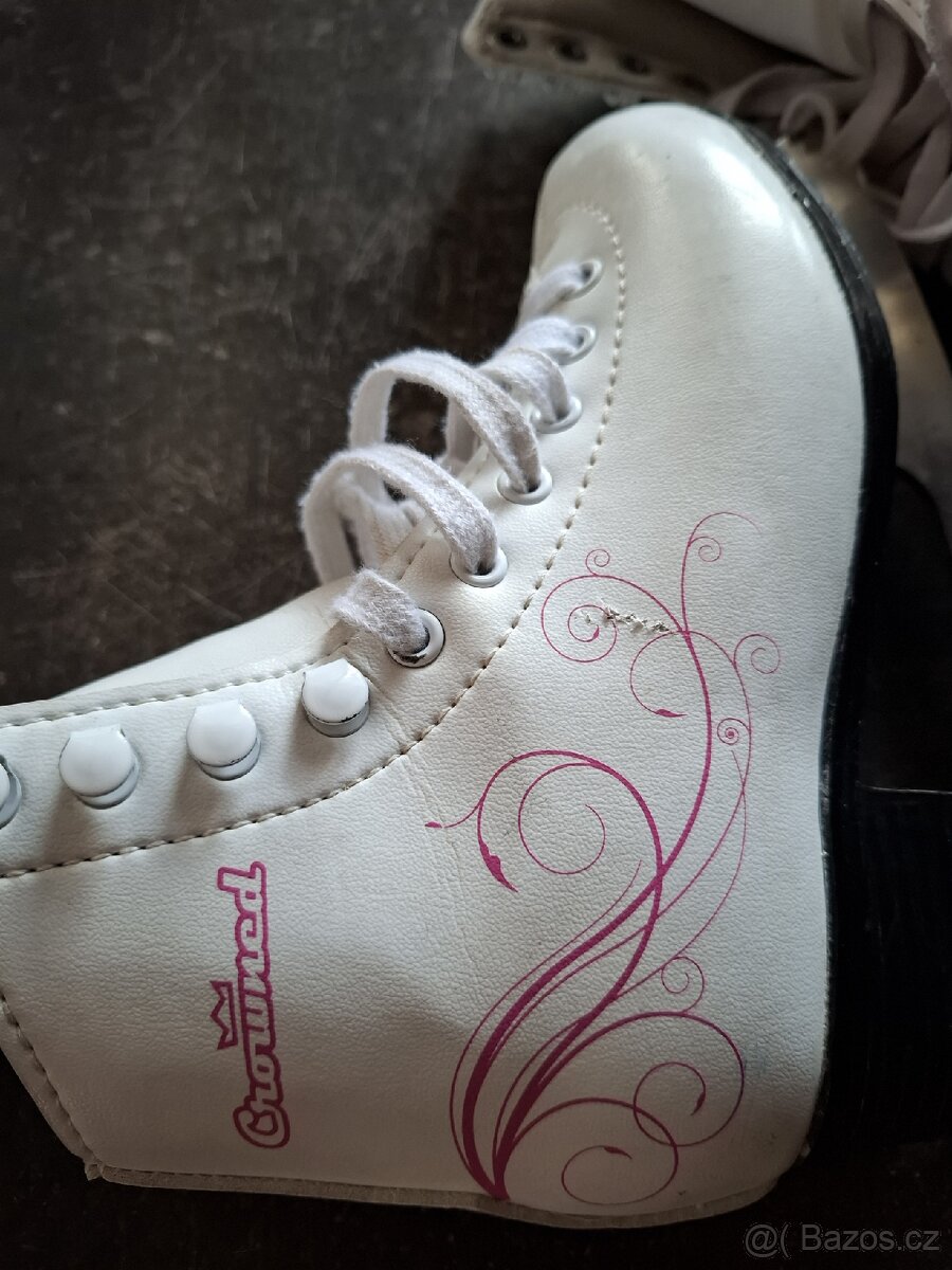 Brusle dívčí-Crowned, vel. EU 31 - 2