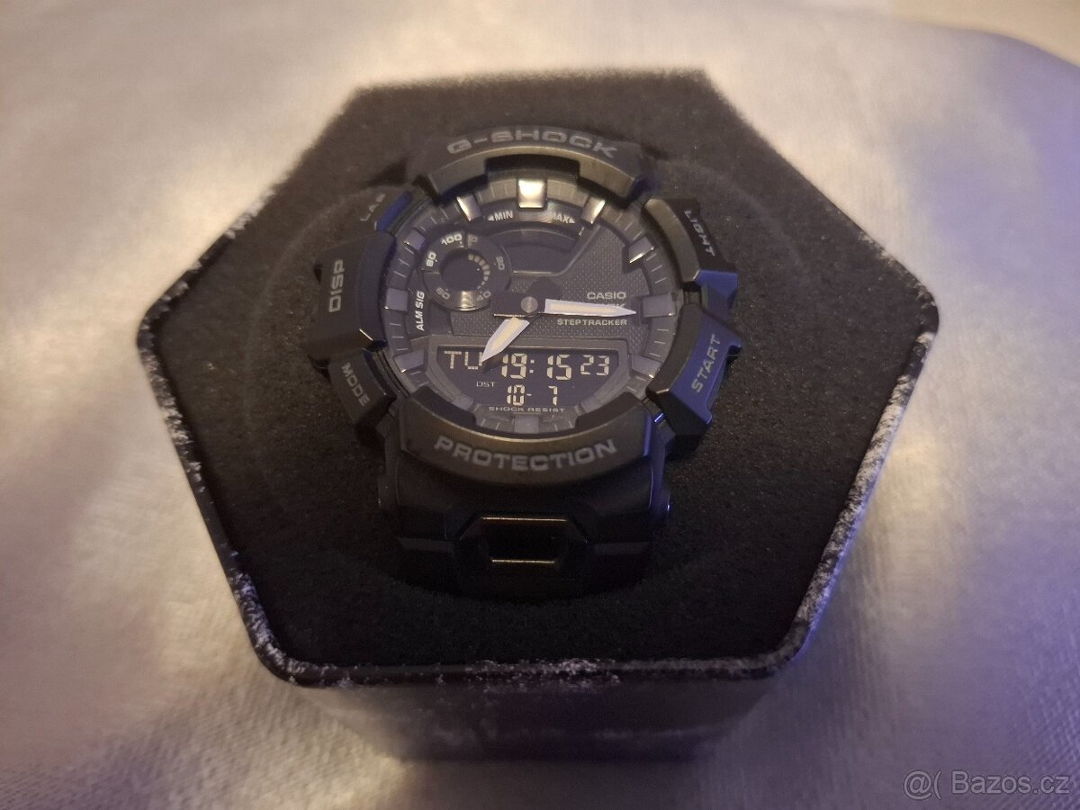 PRODÁM HODINKY CASIO G-SHOCK GBA-900-1AER - 2