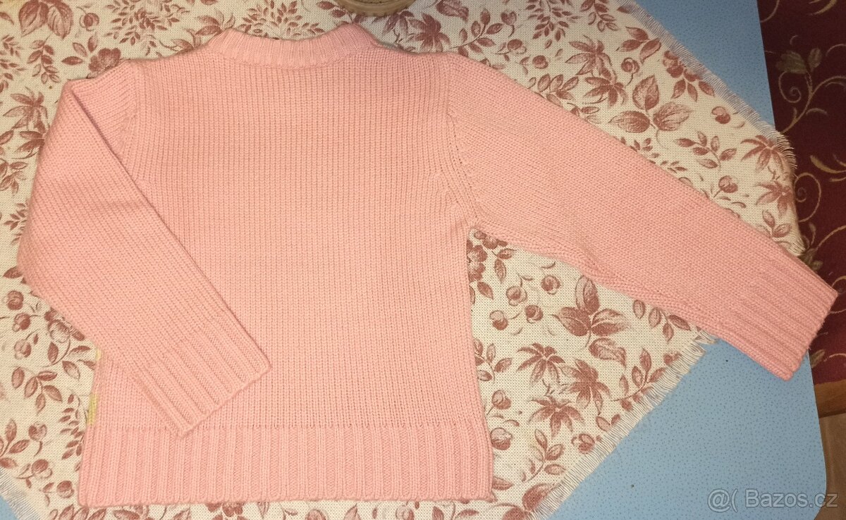 Dívčí svetr - 2