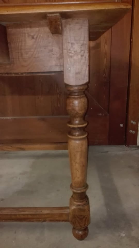 Starožitný dřevěný jídelní stůl – masiv - 2