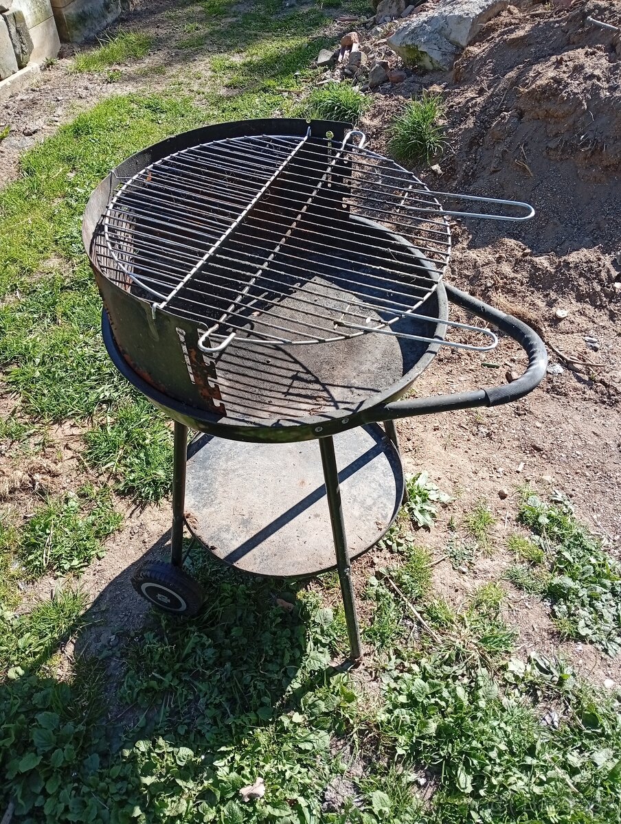 Prodám gril - 2