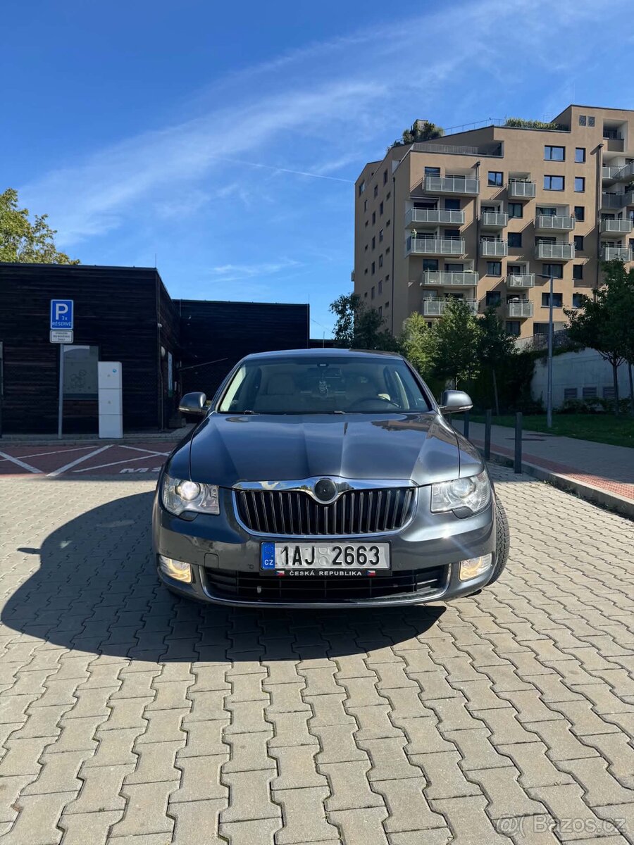 Škoda Superb - 2