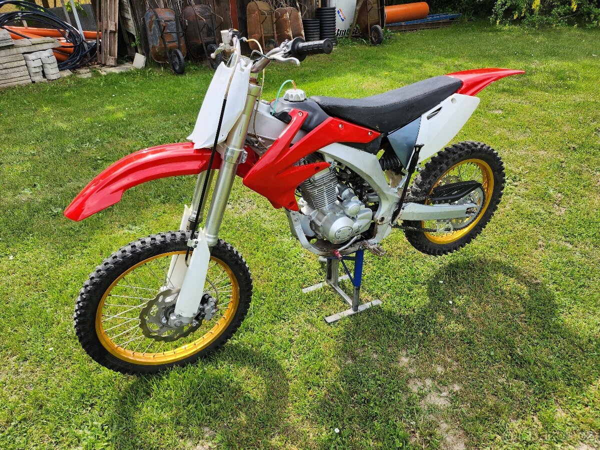 Cross/enduro Mikilon 250 ( Honda CRF)