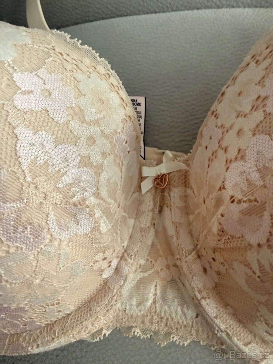 Podprsenka Victoria’s Secret - 2