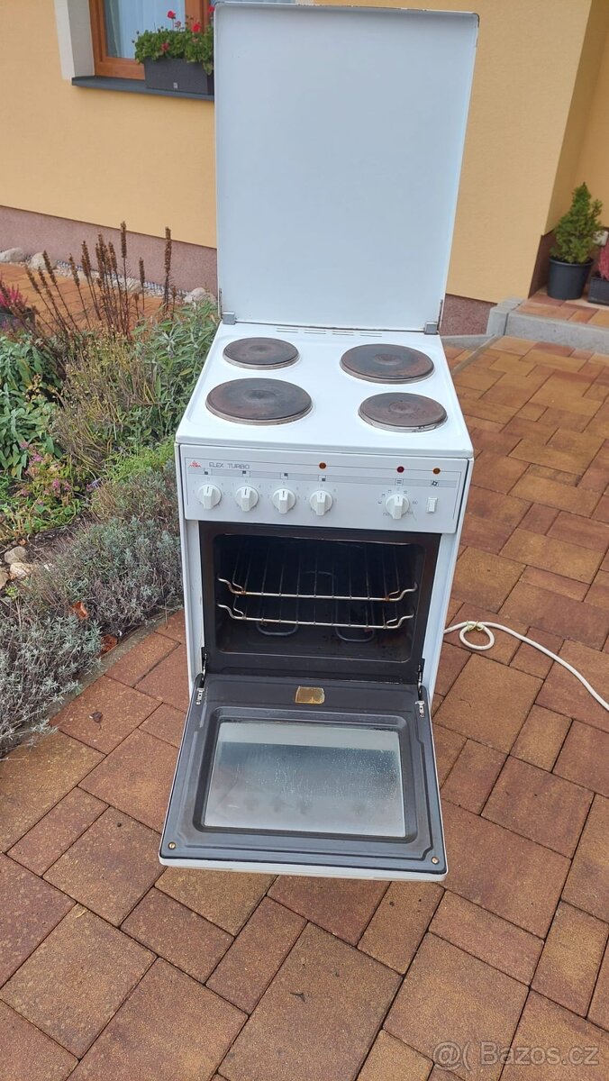 Elektrický sporák Mora - 2