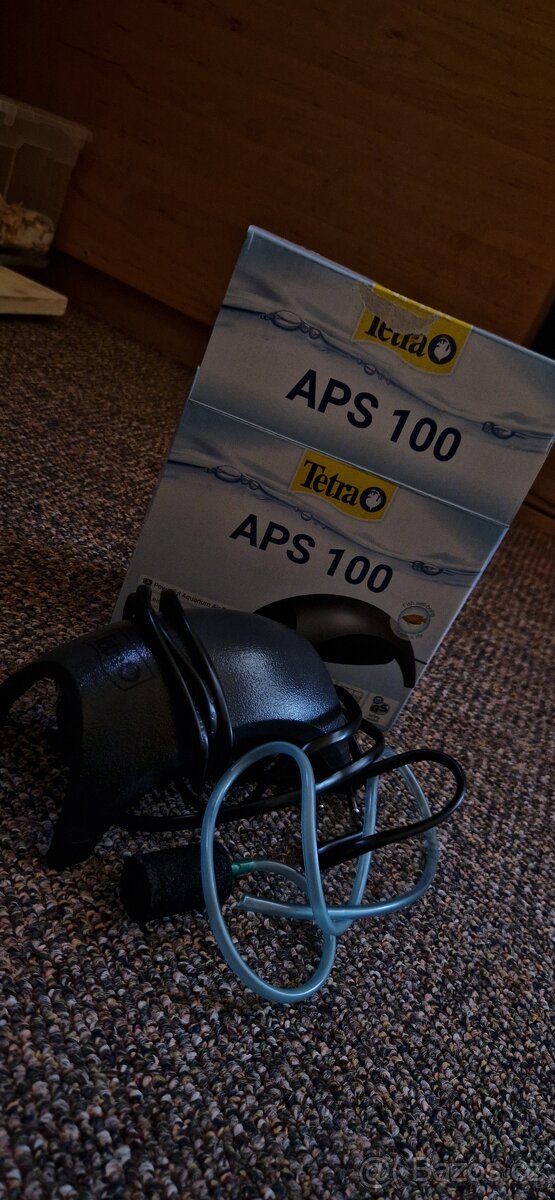 Prodám 12l akvárium + vybavení (možno i jednotlivě) - 2