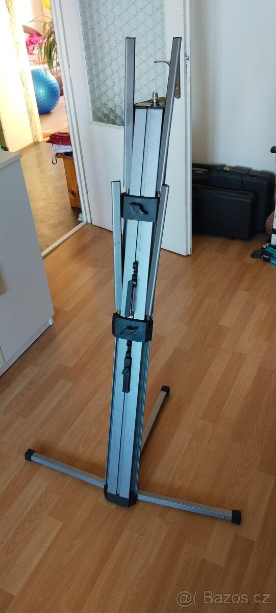 Stojan na klávesy - 2