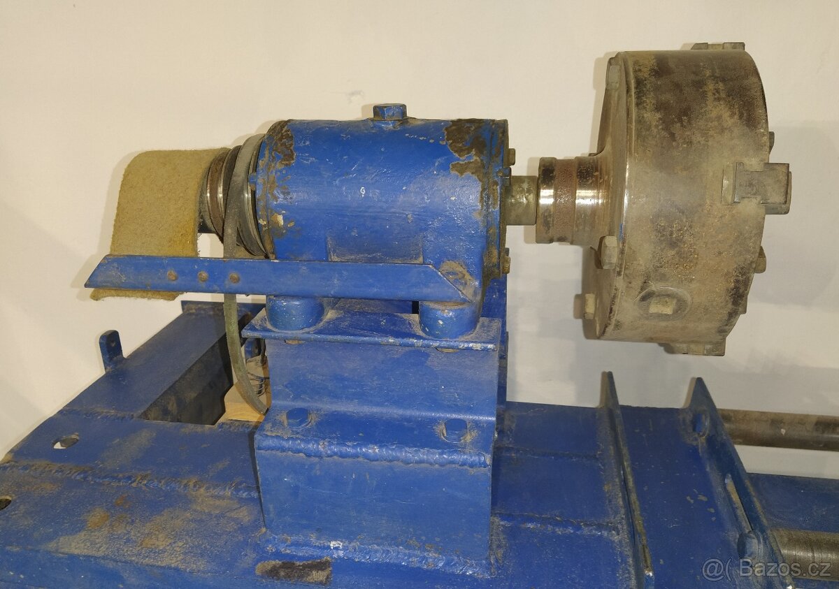 Prodám soustruh na dřevo, točná délka cca 900 mm - 2