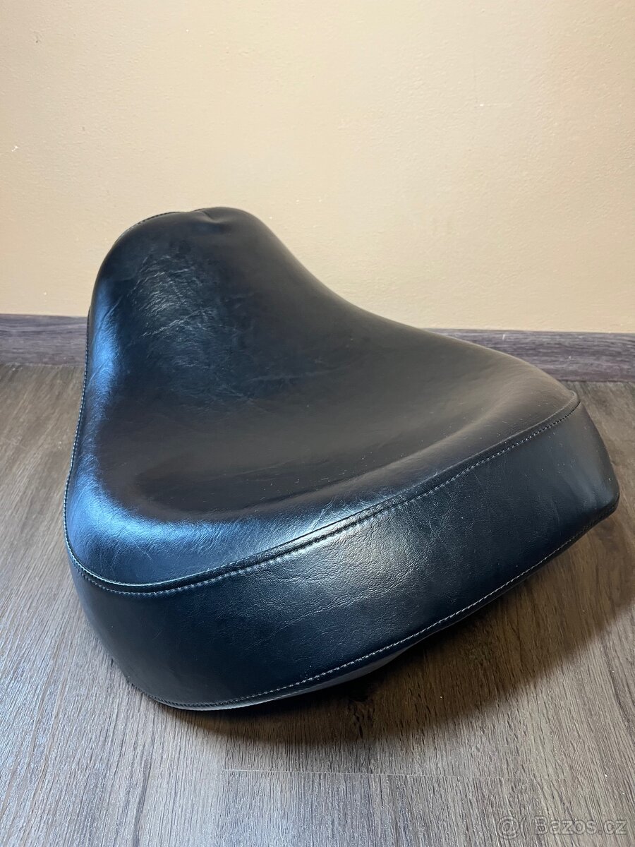 Originální sedlo na Yamaha xv wildstar 1600 - 2