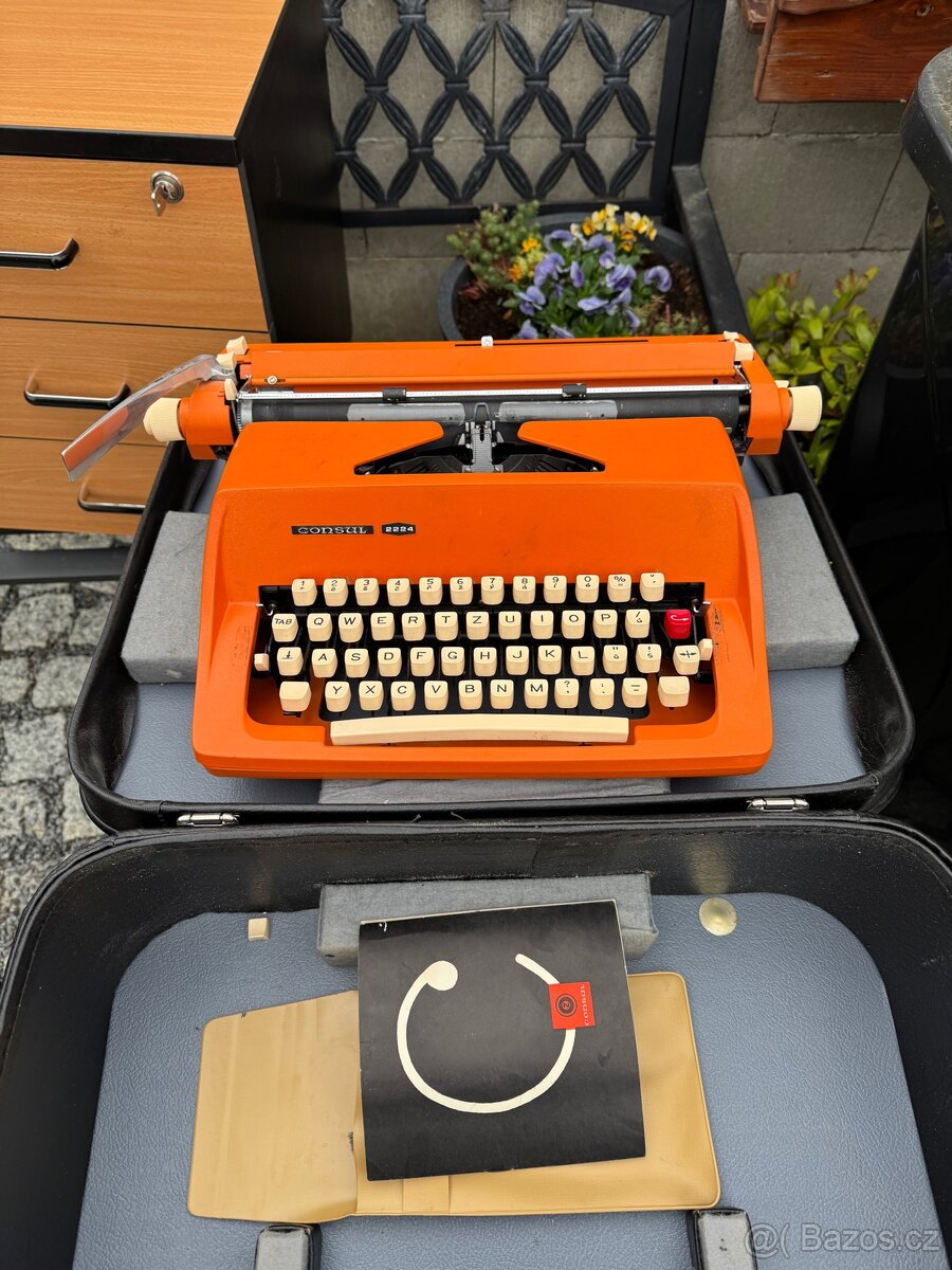 Psací stroj consul - 2