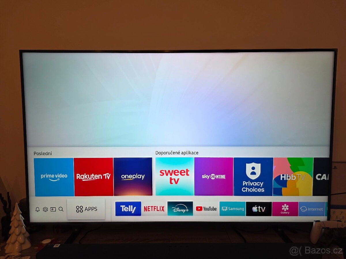 Samsung UE65RU8002 - 2