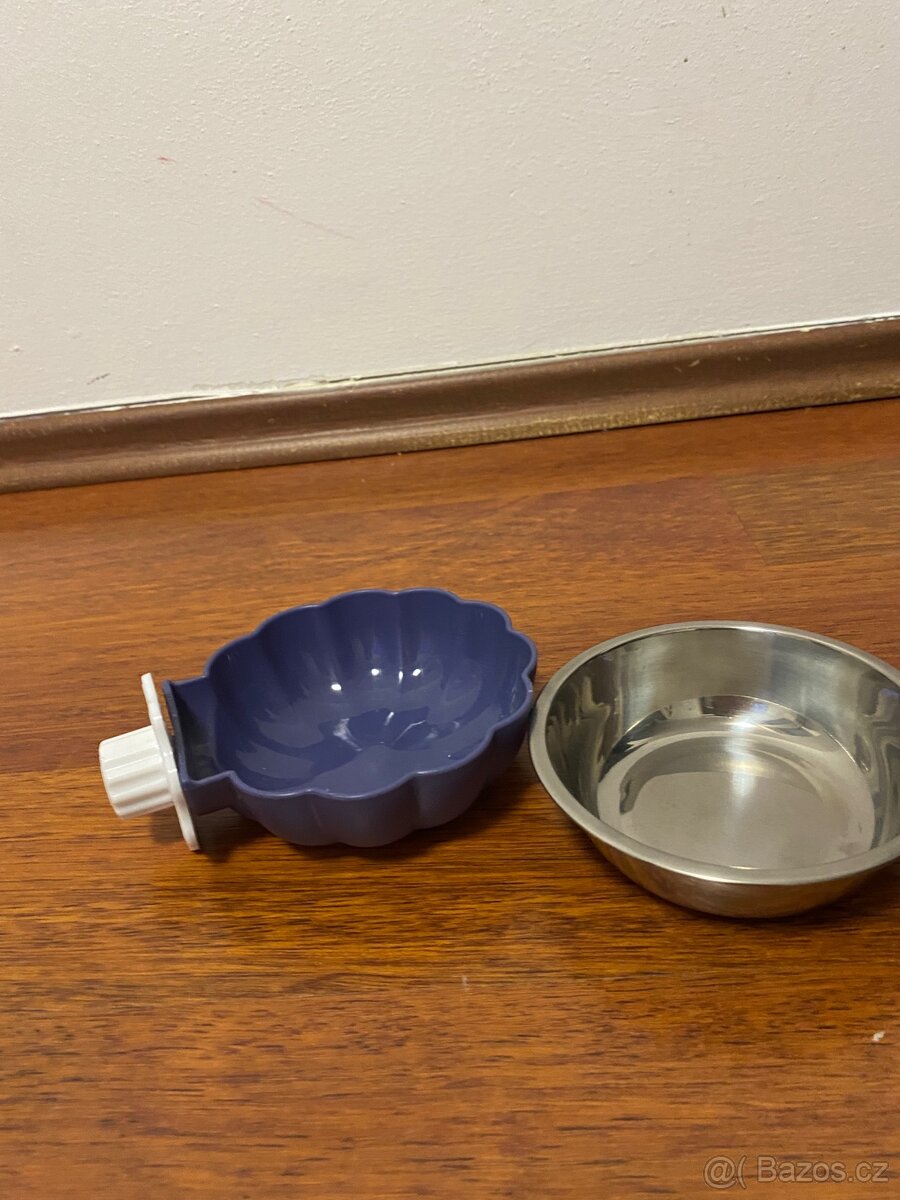 Miska s uchytem pro morce/kralika - 2