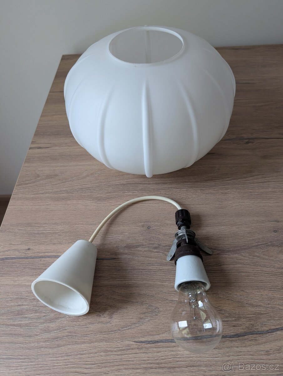 Bílý lustr / stínidlo - 2