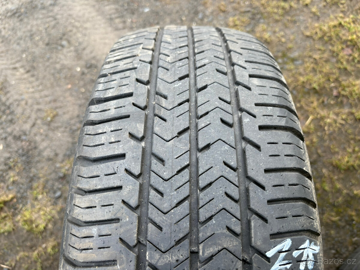 2ks letní pneu Michelin 215/65/16C - 2
